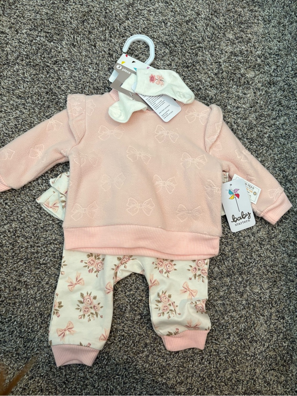 Baby Starters Pink Bow-Print Sweater & Floral Cream Leggings Set